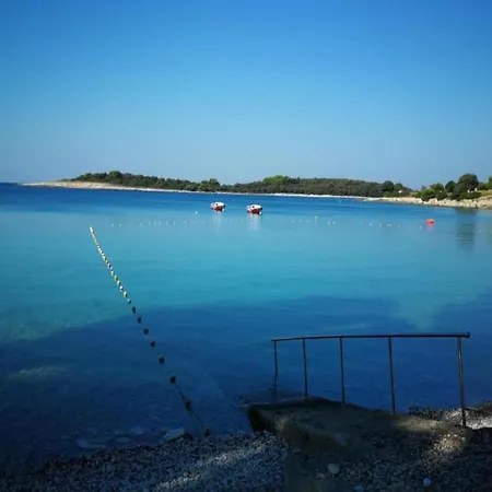 In Near Verudela Pula